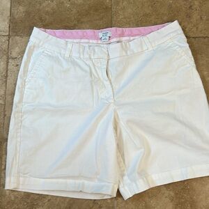 Crown & Ivy White Chino Shorts - side & back pockets  – size 14 Caroline